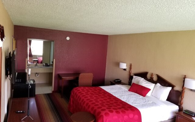 Ramada Perry Near Fairgrounds