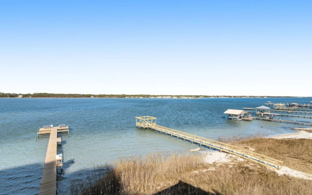 Summer House West Condos