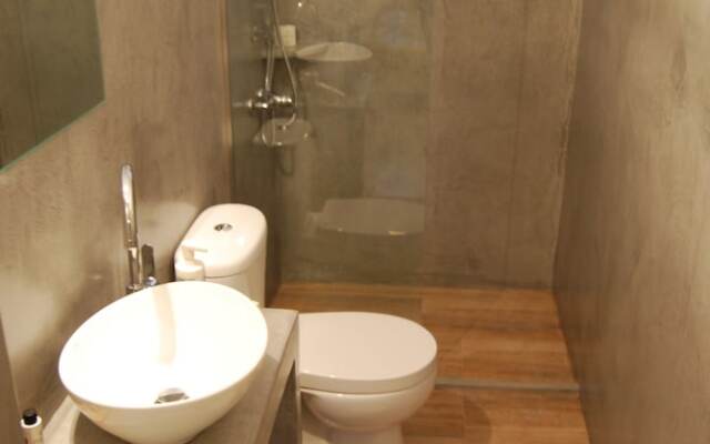 Galini Rooms & Apartments Syros