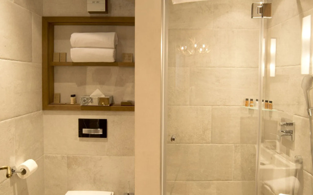 Отель Grey Family Hotel