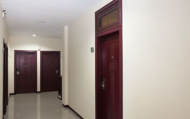 RedDoorz near Kawasan Industri SIER 2