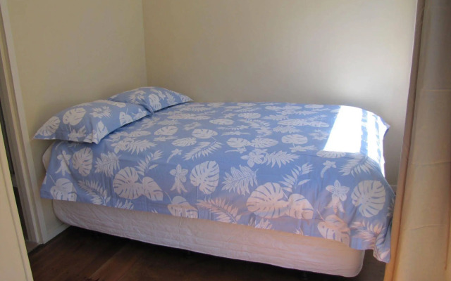 Tipi and Bob's Waterfront Lodge