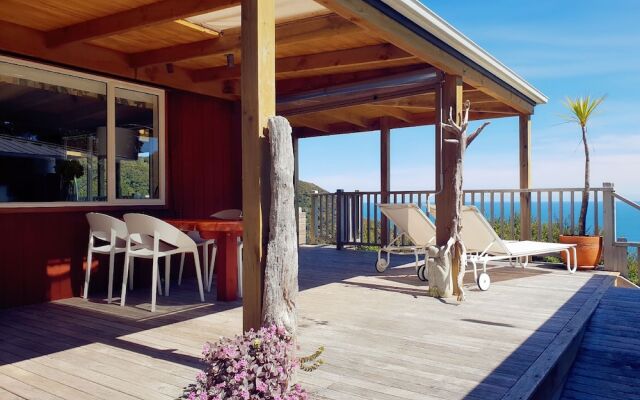 Romantic Piha