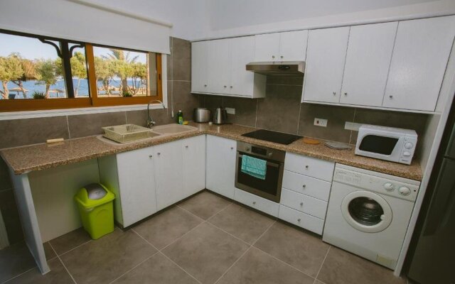 Elya Beach Luxury Suites