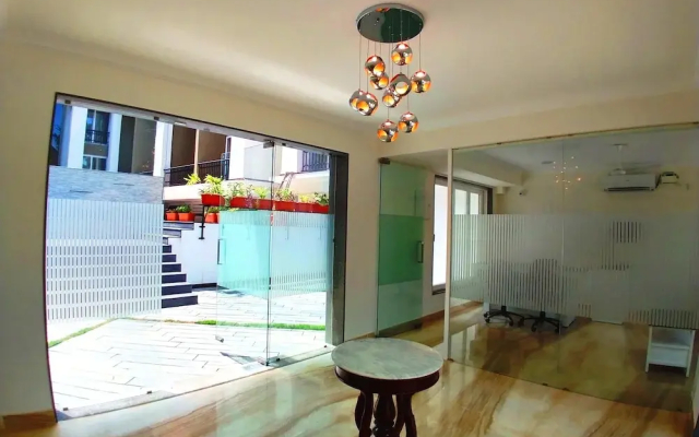 Bellagio Rezidencia | 1 BHK Service Apartment