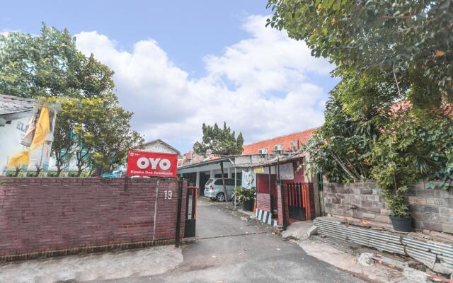 OYO 501 Elpeka Dua Residence