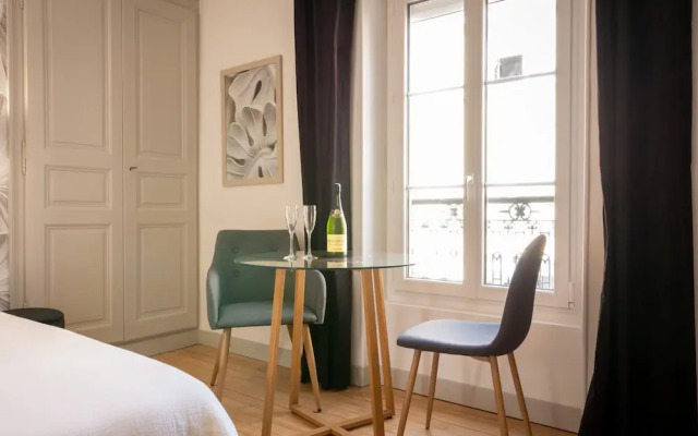 Relax & Recharge: Elegant Home With Sauna