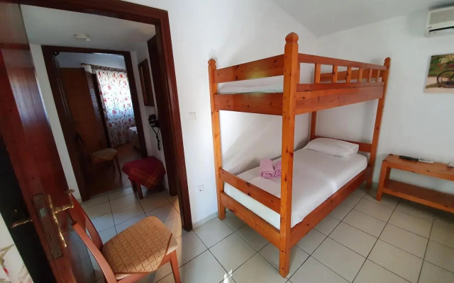 Dionisos Studios and Apts Skiathos