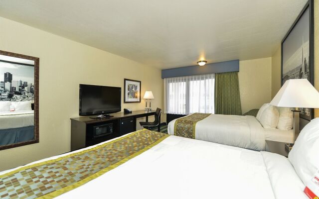 Super 8 By Wyndham Vallejo/Napa Valley
