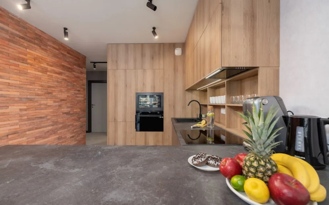 Exquisite Zablocie by Renters Prestige
