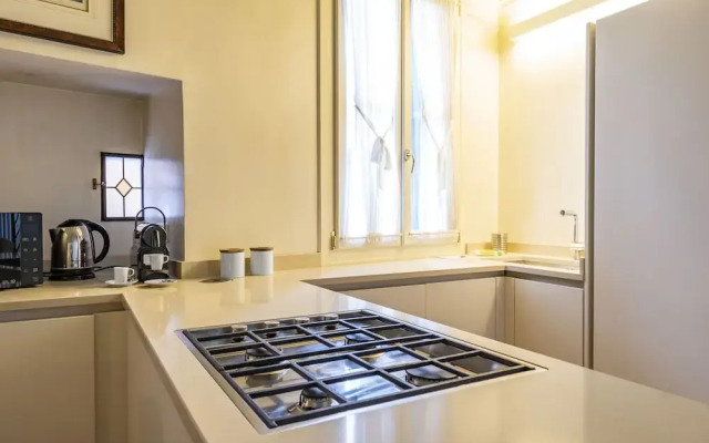 Gondola Luxury Apartment by Wonderful Italy