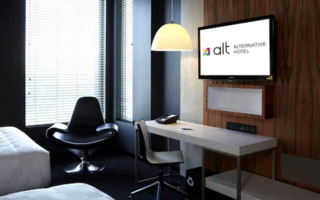 Alt Hotel Toronto Airport