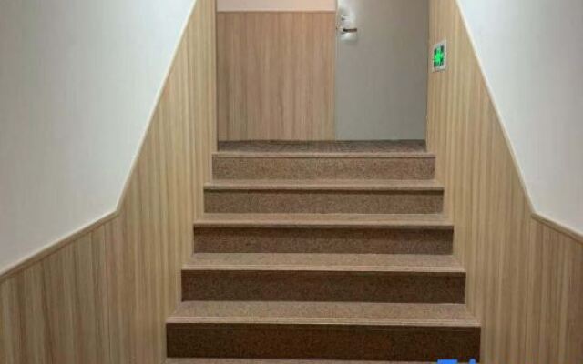 Yunfu Guest House