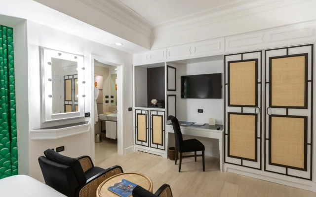 Esplanade Boutique Hotel