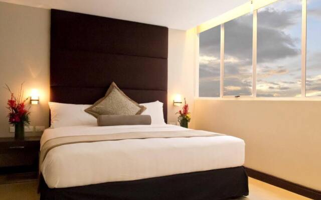 F1 Suites at Fort Palm Spring