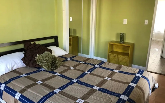Unique 2 Bedroom in Burbank