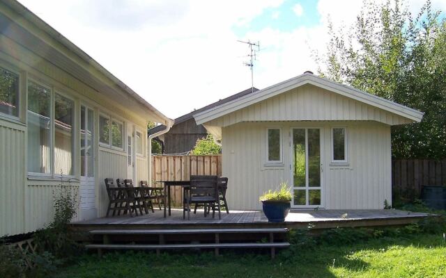 8 Person Holiday Home in Tanumshede