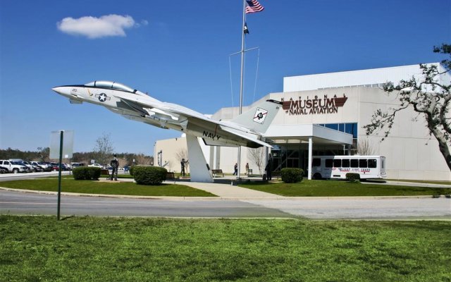 Hampton Inn Pensacola-Airport (Cordova Mall Area)
