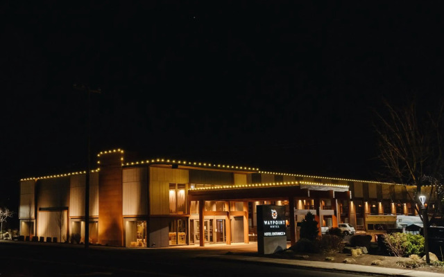 Waypoint Hotel