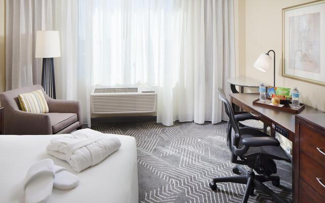 DoubleTree by Hilton Los Angeles - Commerce