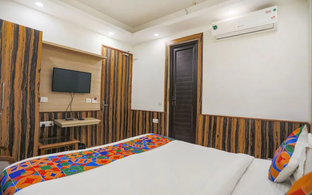 Fabhotel The Horizon