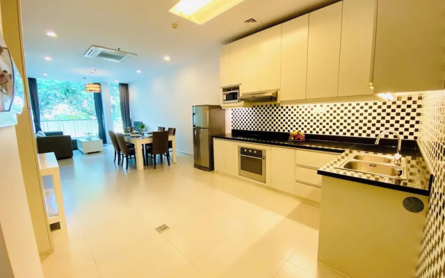 Glenwood Apartment