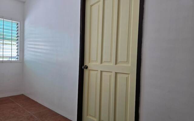 Surfside Hostel LU Surf Town