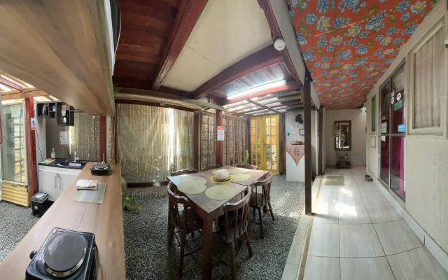 Doce lar hostel noronha