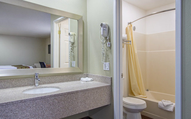 Motel 6 Ukiah, CA - North