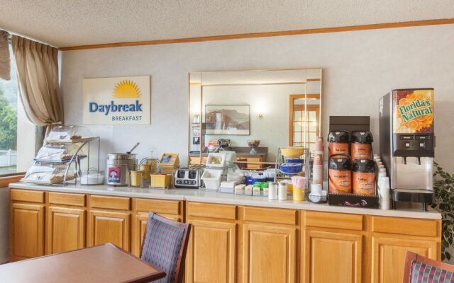 Days Inn Schenectady / Albany Area