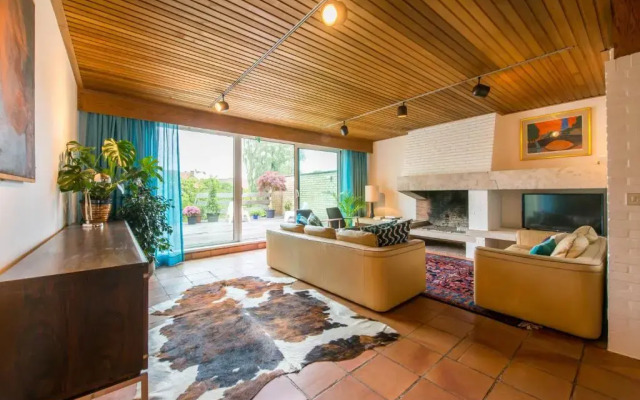 Vintage Duplex in Bruges