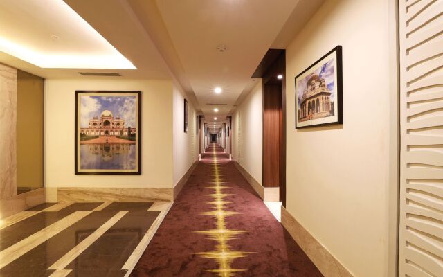 Lemon Tree Hotel, Sector 68, Sohna Road, Gurugram