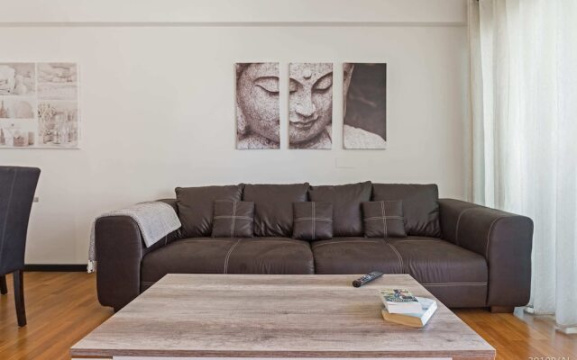 Rodamar I by An Island Apart