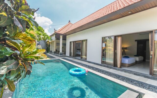 Rumah Pantai Berawa - Ex Canggu Club House