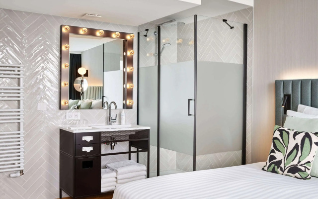 H4 Hotel Wyndham Paris Pleyel Resort