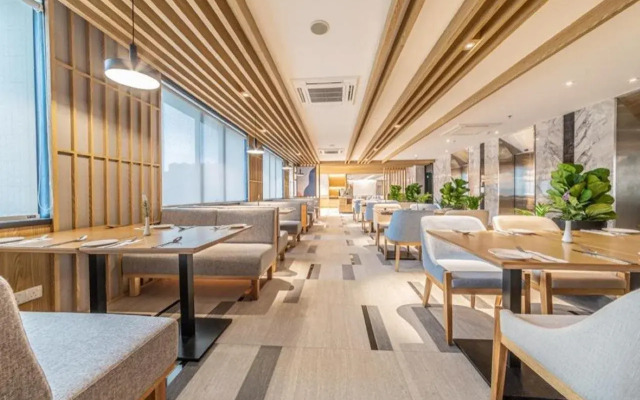 Fives Hotel Johor Bahru City Centre