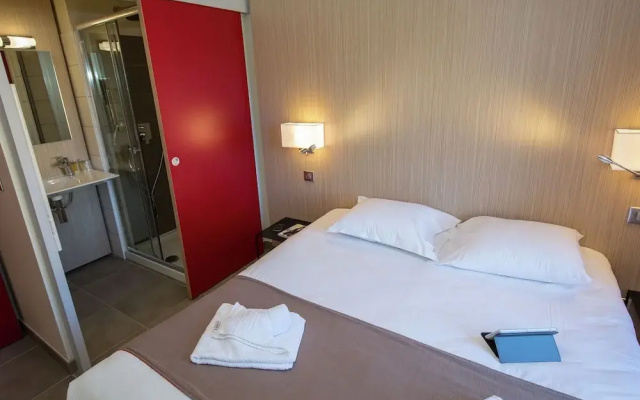 Comfortable Apartment With Dishwasher, on the Côte D'azur