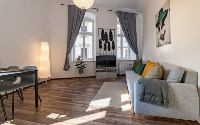 RentPlanet - plac Uniwersytecki