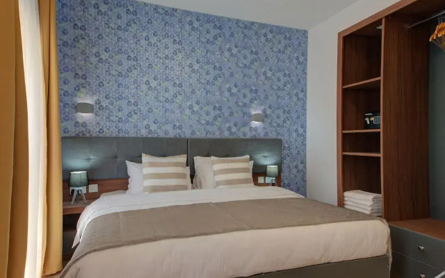 Tritoni Marina Apartments and Suites