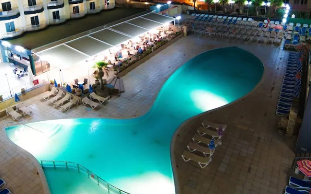 Topaz Hotel