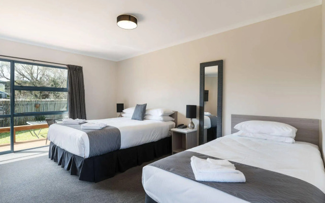 Matakana Motel