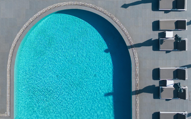 Acroterra Rosa Luxury Suites & Spa