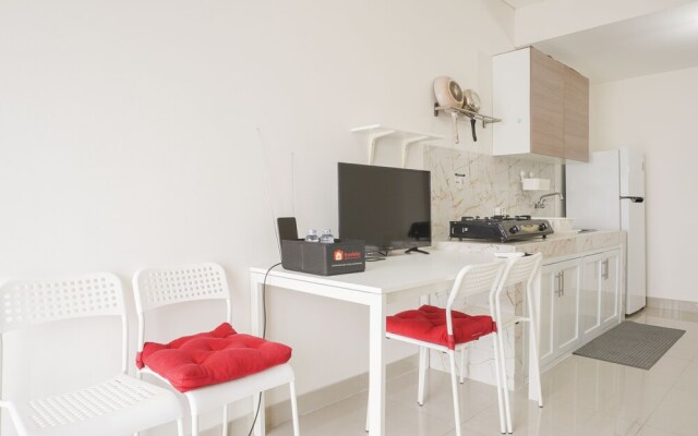 Cozy Stay 2BR at Paradise Mansion Apartment