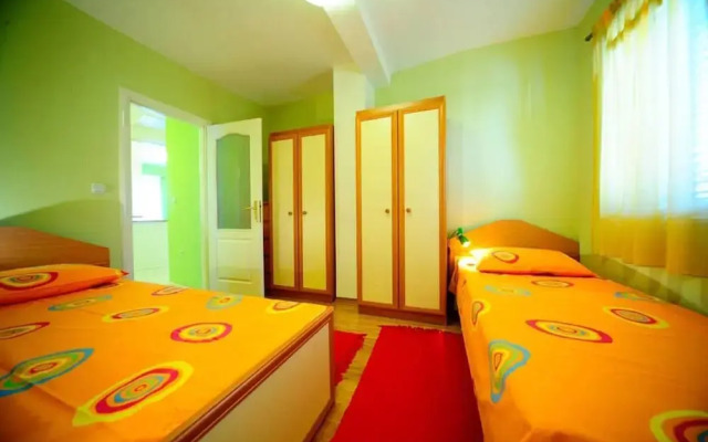 Villa With Garden and Pool, Supetar, Island Brac