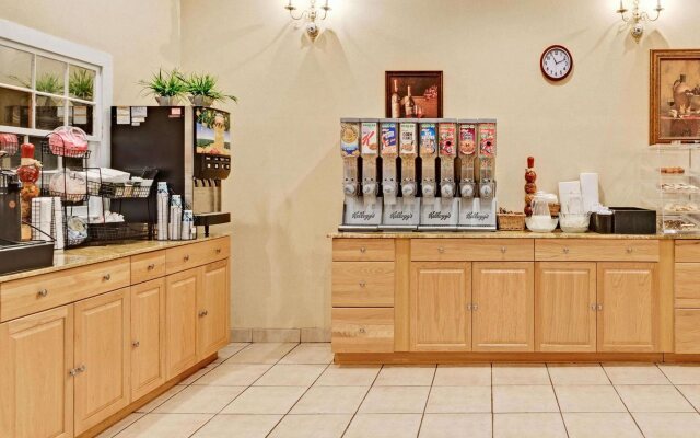 Ramada by Wyndham Kittery