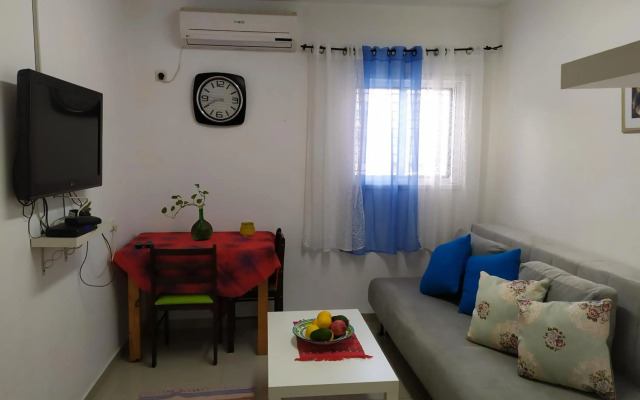 Nelly's Housing Unit