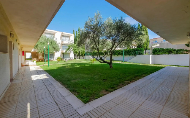 Rescator Resort 122 in Roses