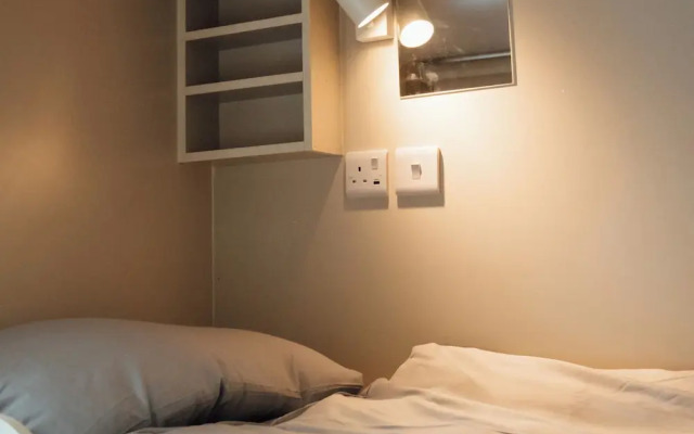 Luxury Hostel Business Bay