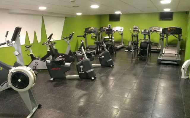 Crowne Plaza Minneapolis West by IHG