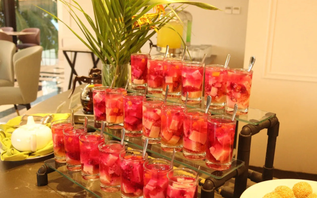 Grand Eska Hotel & Suite